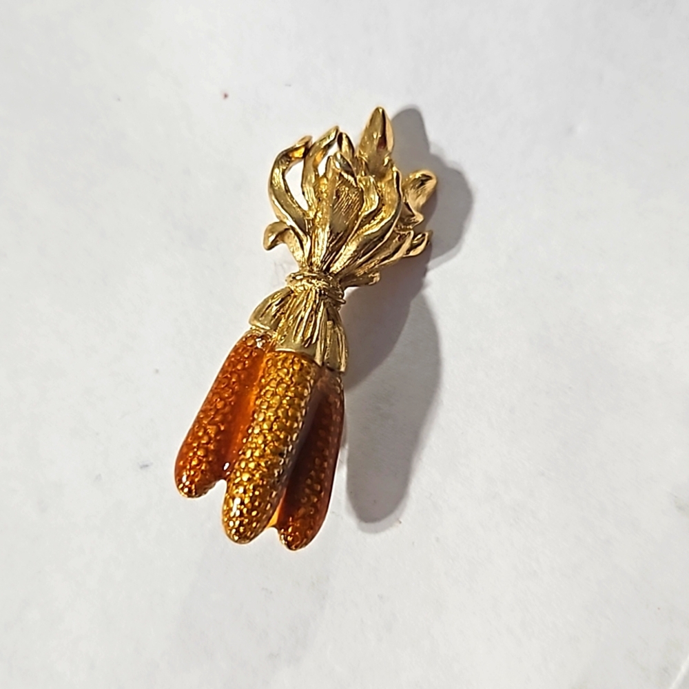 Vintage Unsigned Corn Brooch